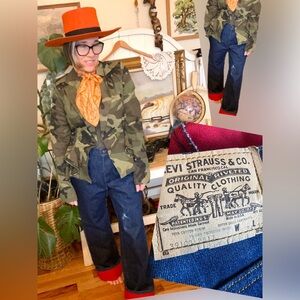 Vintage 1970’s Orange Tab Levi’s With Red Flannel Lining Selvedge Dark Wash 517